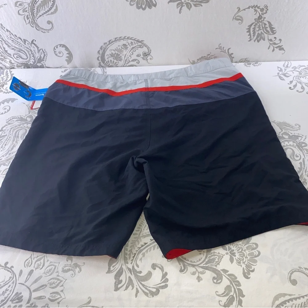 SPEEDO Swim Shorts Board Shorts Black Gray Red XXL NWT MSRP $58 Mesh Lined